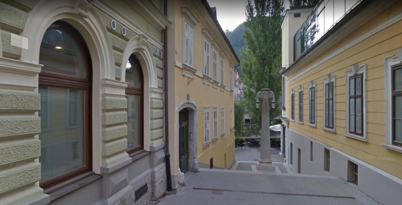 Old Town Theatre Staircase Apartments Любляна Екстер'єр фото